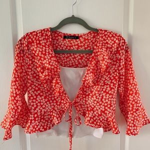 Red Polka-Dot Crop Top w/ ruffled sleeves, Size M
